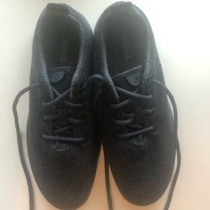 Men’s Navy Allbirds with Navy Soles